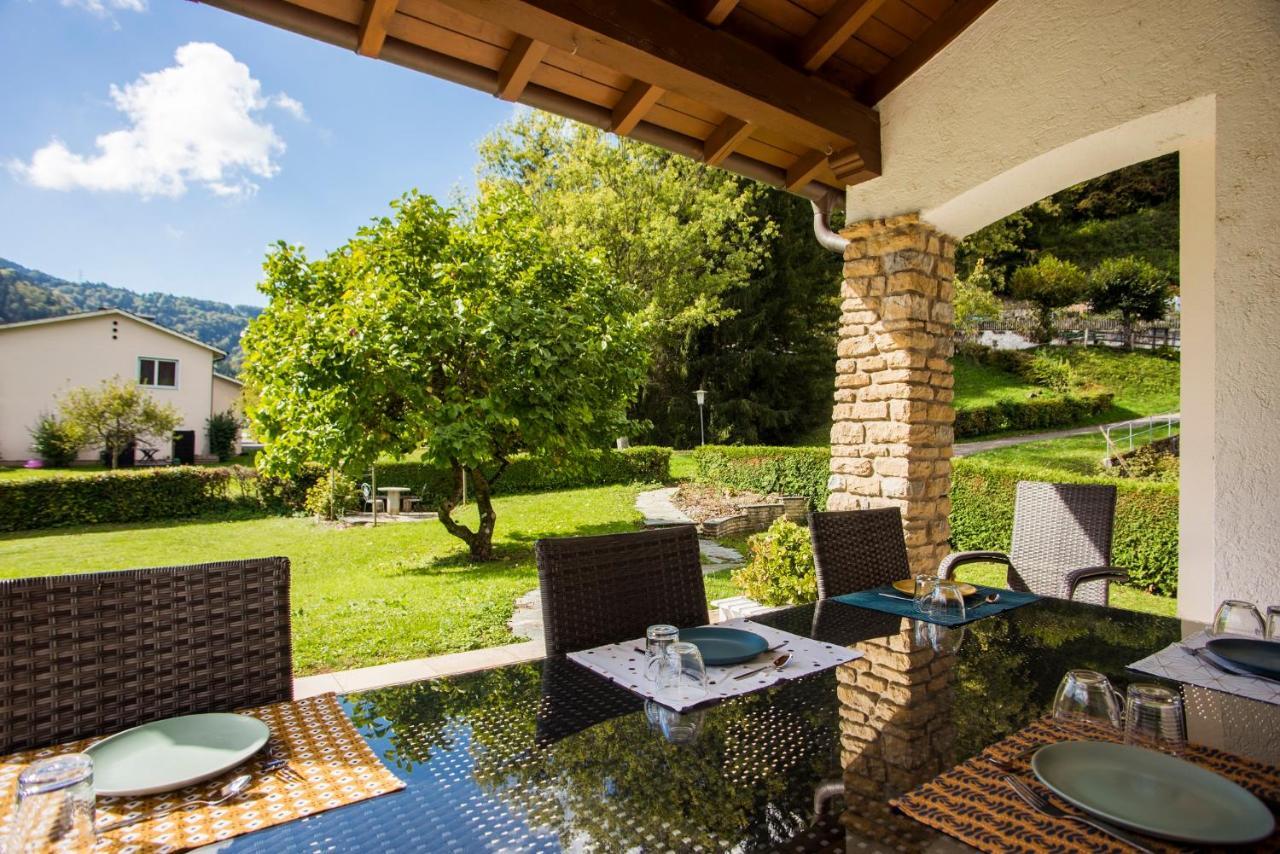 Hotel Bnb Logis Des Saules Saint-Ursanne Exterior foto